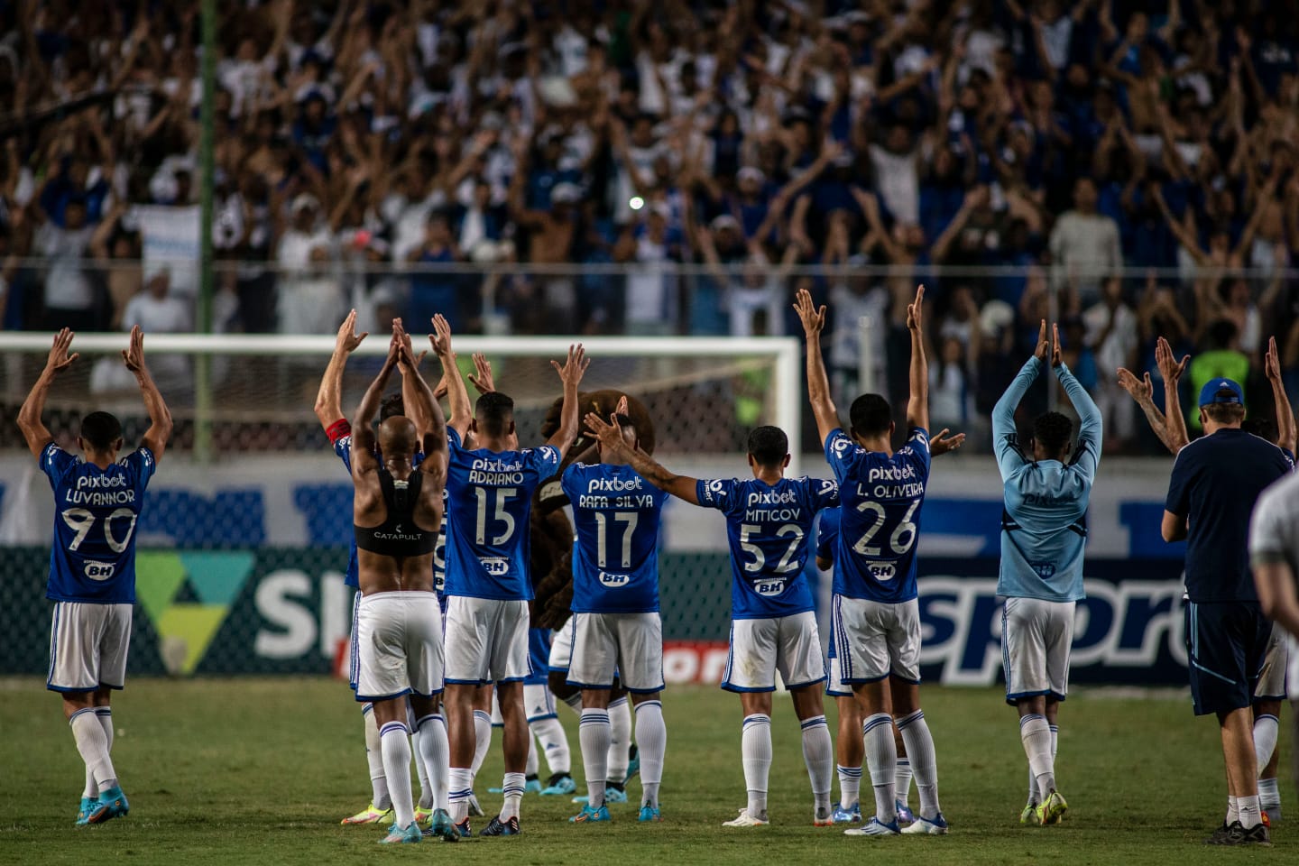 Cruzeiro vence a terceira seguida e assume a segunda posição do Campeonato Brasileiro
