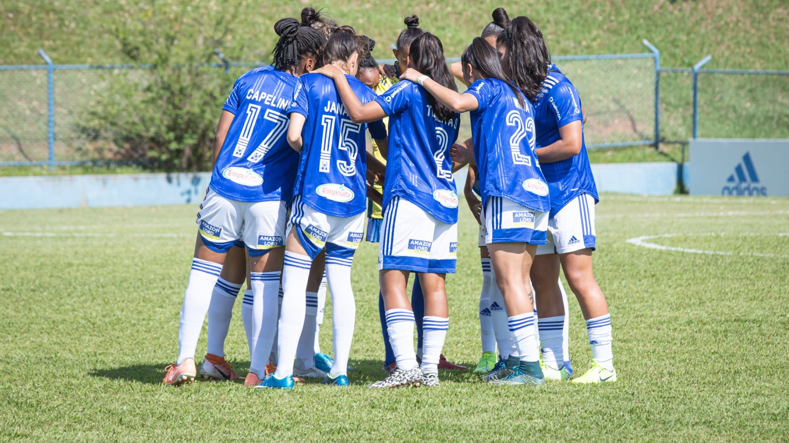 Exemplo de força e determinação, as Cabulosas do Cruzeiro completam dois anos de criação do time feminino