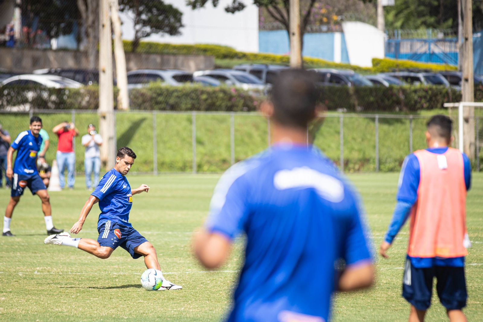 Cruzeiro concede férias para atletas e comissão técnica a partir de 1º de abril