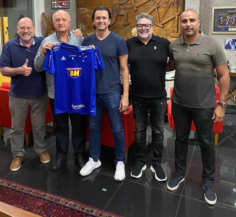 Cruzeiro tem novo técnico: Luiz Felipe Scolari reencontra o Maior de Minas e assina até dezembro de 2022
